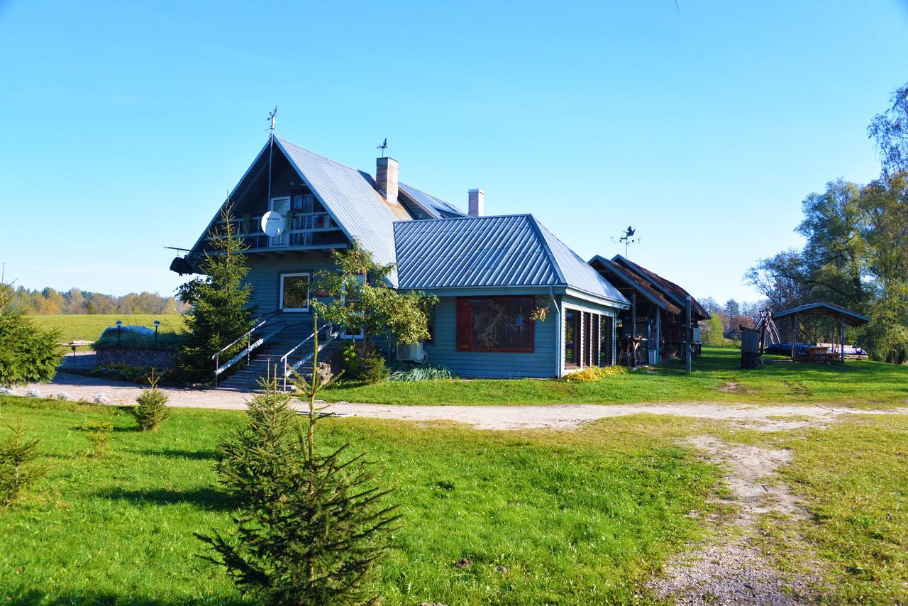 Zuvienes Pasiure Bed & Breakfast Rubikiai Екстериор снимка